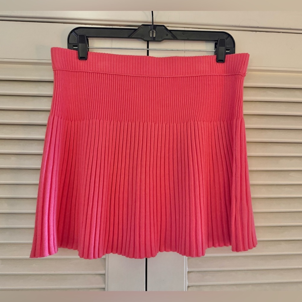MINT COND AERIE RECYCLED POLY BLEND PEONY PINK KNIT MINI-SKIRT SIZE LARGE
